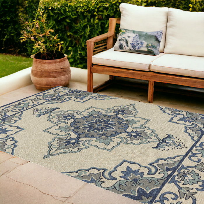 8' X 10' Hand Hooked UV Treated Floral Medallion Indoor / Outdoor Area Rug - Ivory Blue