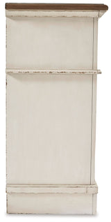 Realyn - Dresser, Mirror by Signature Design by Ashley® | Bel Furniture