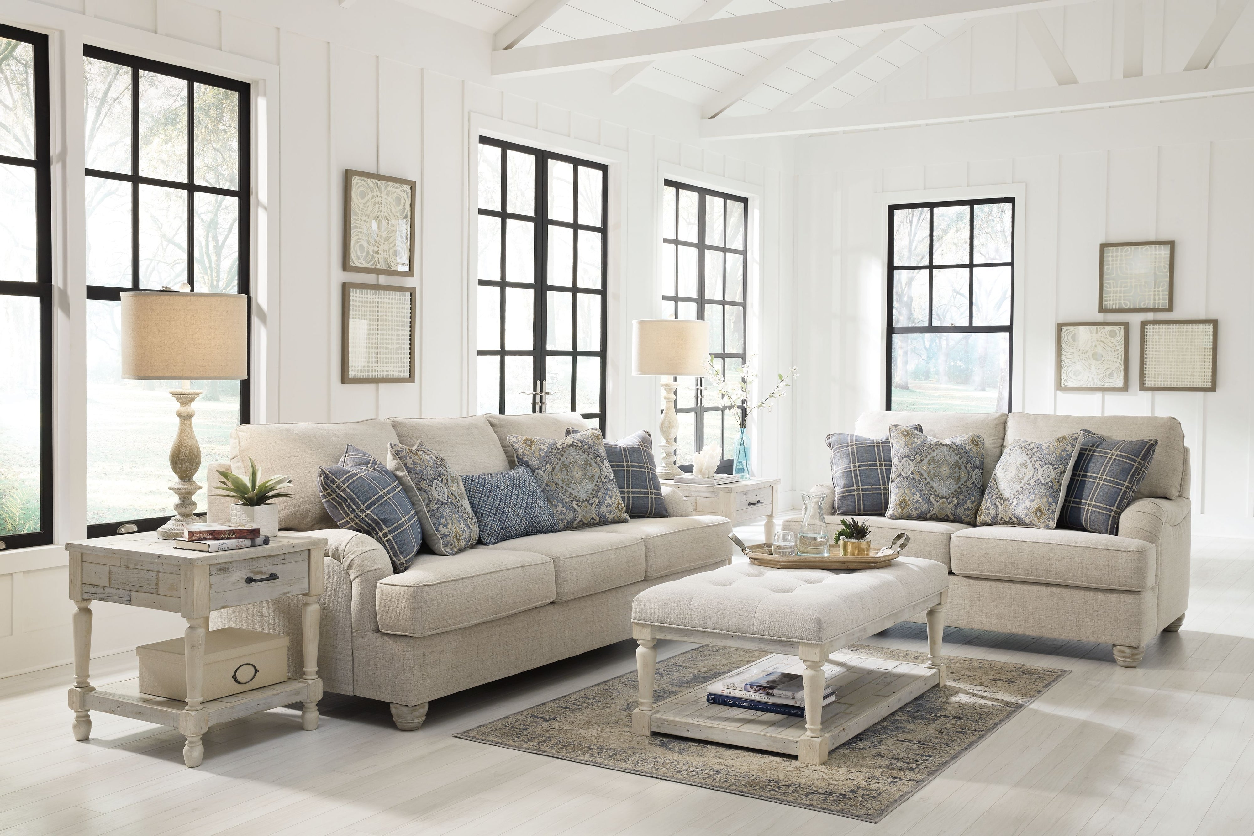 Traemore - Pearl Silver - Loveseat