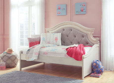 Realyn - Chipped White - Twin Day Bed with Storage by Signature Design by Ashley® | Bel Furniture