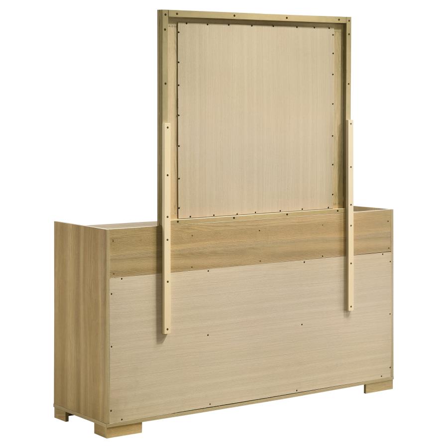 Hyland - 6-Drawer Dresser
