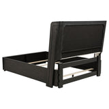 Leandro - Wingback Bed
