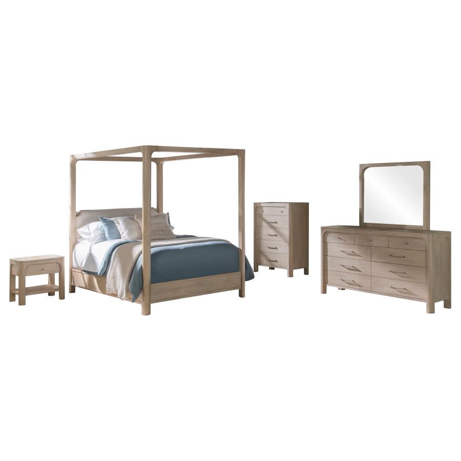 Solano - Canopy Bedroom Set