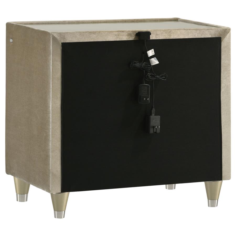 Lorient 5-piece Bedroom Set Ivory and Camel