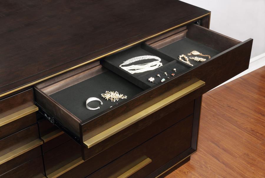 Durango - 8-Drawer Dresser