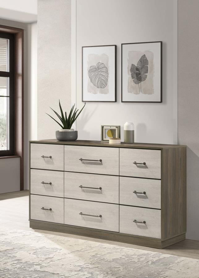 Fenwick - 9-Drawer Dresser