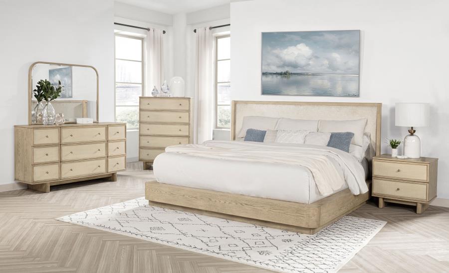 Kailani - Wingback Bed
