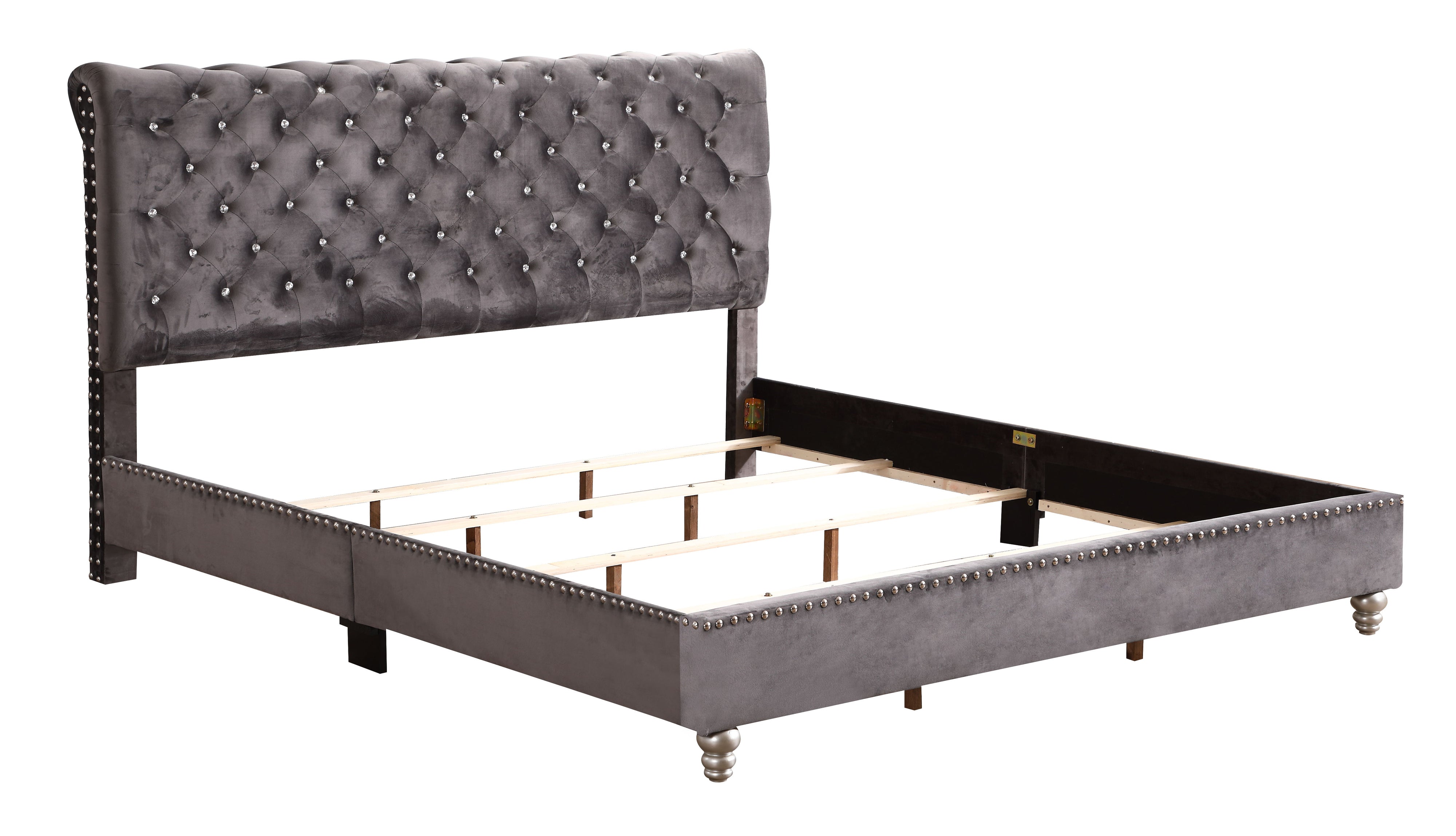 Maxx - Tufted Upholstered Bed