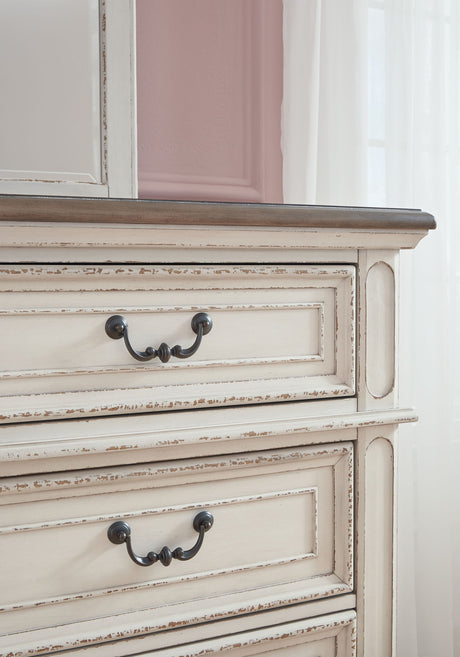 Realyn - Dresser - view 9