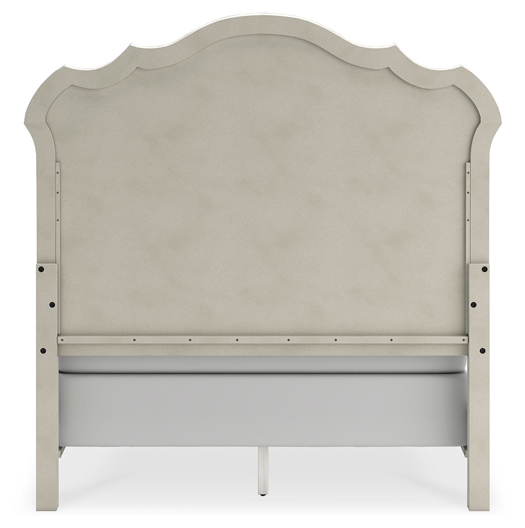 Arlendyne - Upholstered Bed