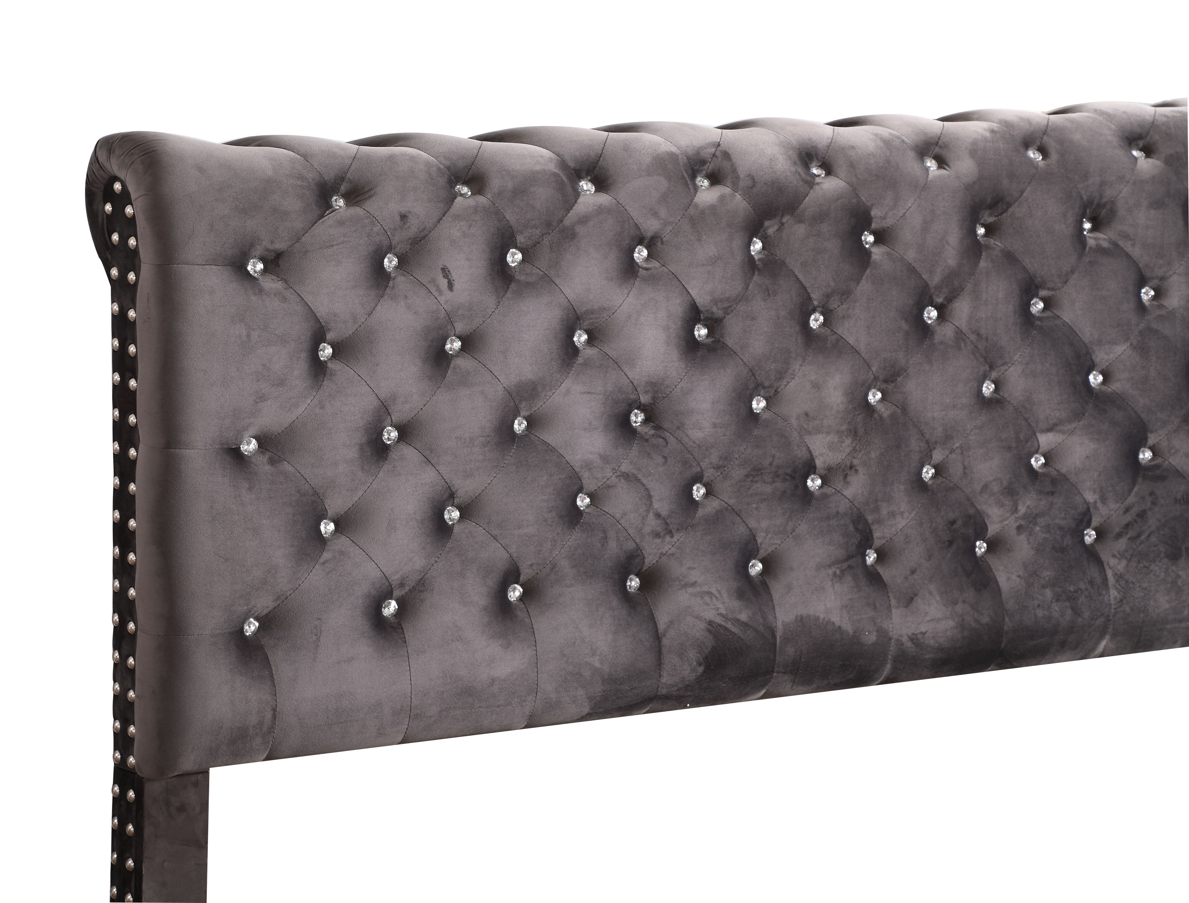 Maxx - Tufted Upholstered Bed