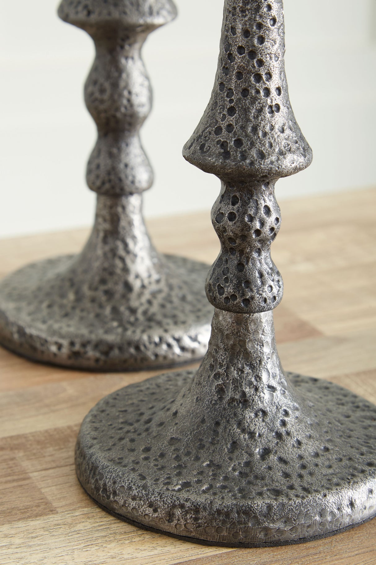 Eravell - Pewter Finish - Candle Holder Set (Set of 3) by Signature Design by Ashley® | Bel Furniture