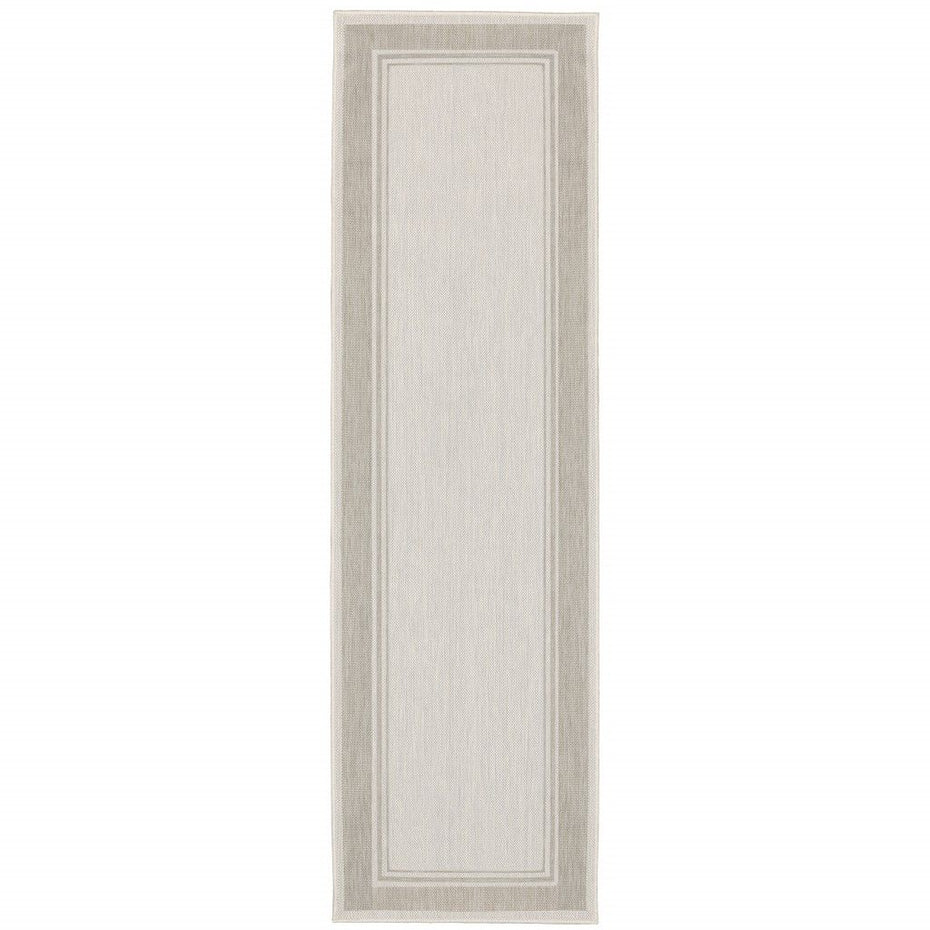 Outdoor / Indoor Area Rug - Gray / Ivory