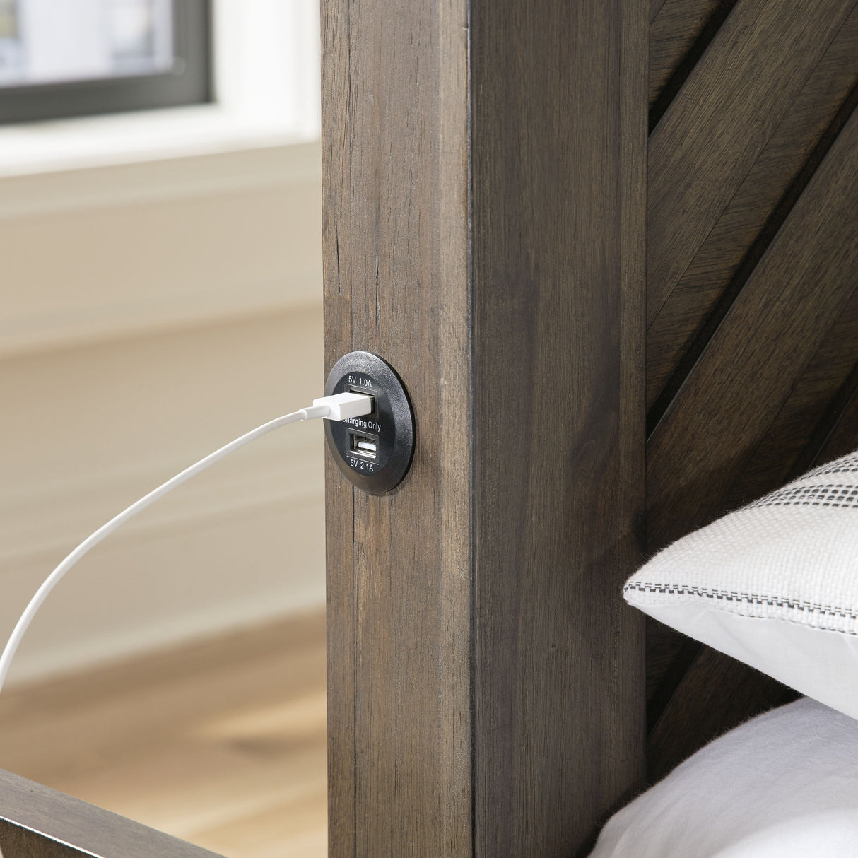 Arkenton - Panel Bed by Ashley® | Bel Furniture