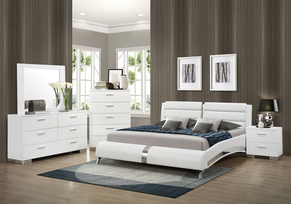 Jeremaine Bedroom Set White