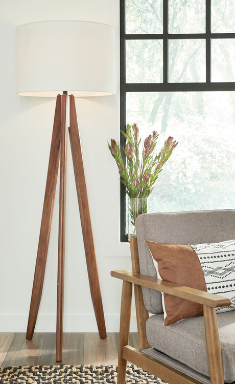 Dallson - Floor Lamp by Signature Design by Ashley® | Bel Furniture
