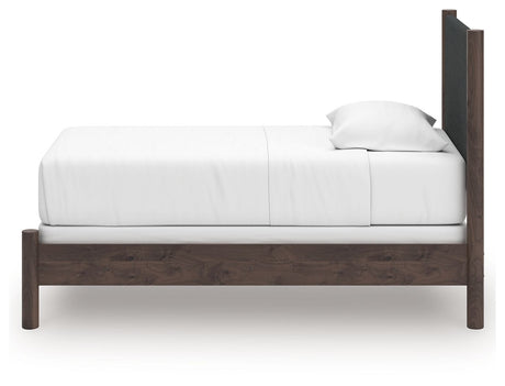 Pamytta - Upholstered Panel Bed - view 3