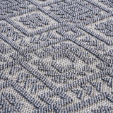 Guros - 8' X 10' Traditional Indoor / Outdoor Area Rug - White / Gray