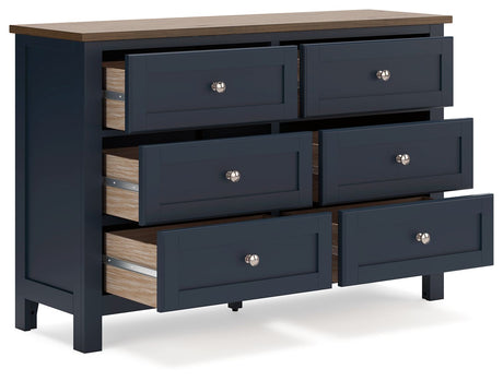 Landocken - Panel Bedroom Set - view 6