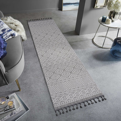 Guros - Trendy Geometric Indoor / Outdoor Rug - view 2