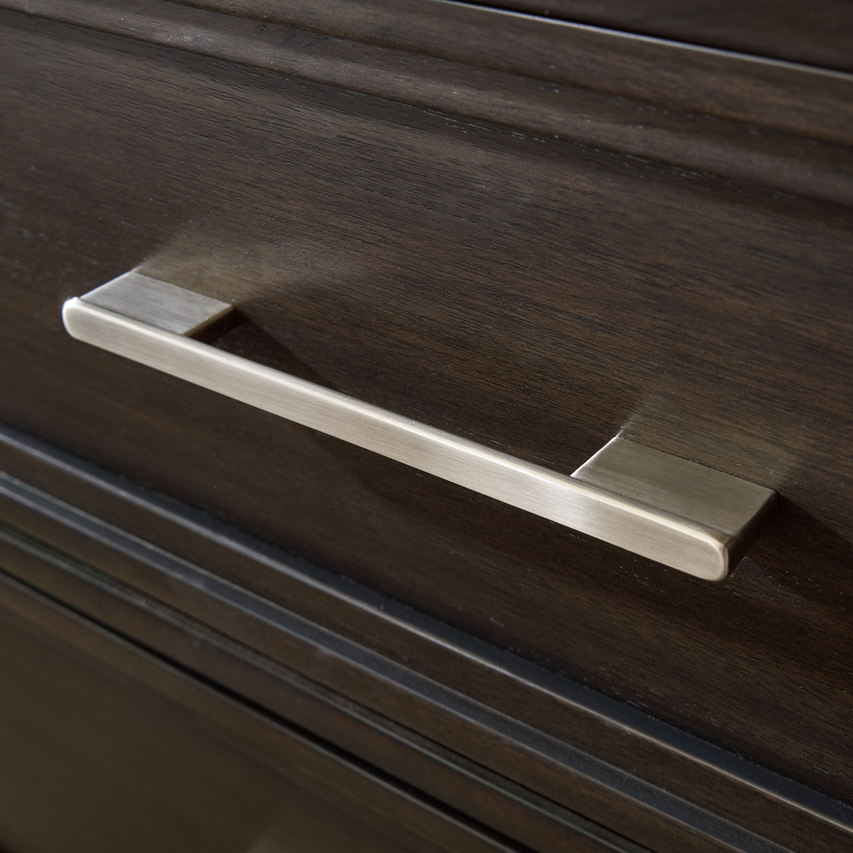 Neymorton - Dark Grayish Brown - Five Drawer Chest by Signature Design by Ashley® | Bel Furniture