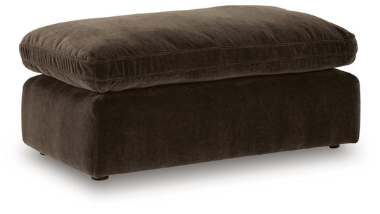 Maxton Heights Ottoman