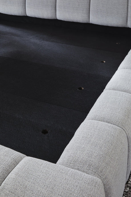 Grendusk - Upholstered Bed - view 3