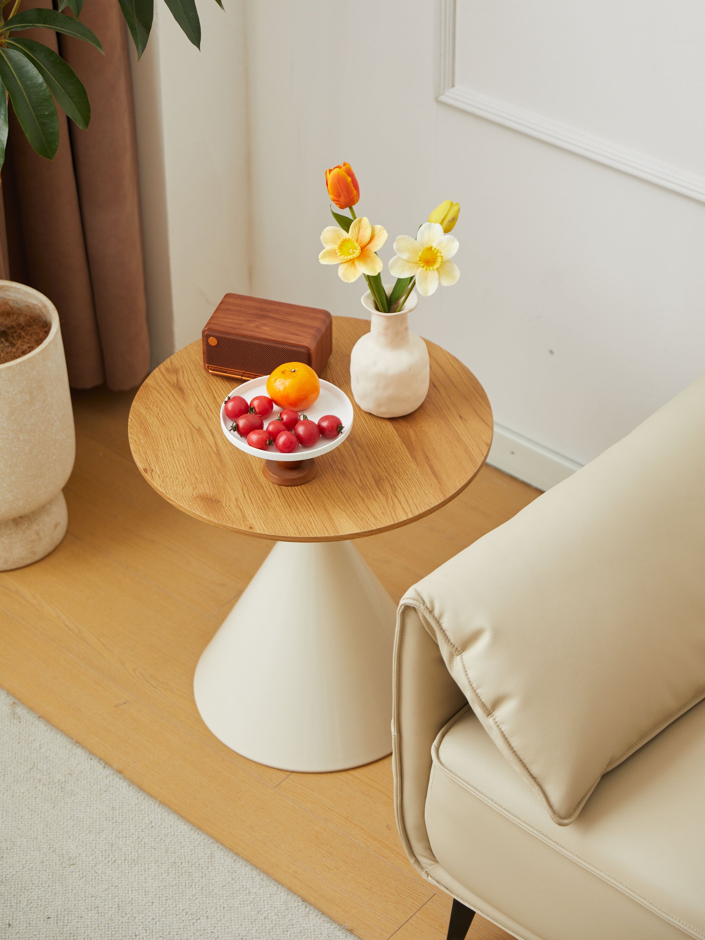 Round Coffee Table - Brown / White