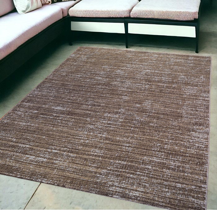 5' X 8' Striped Stain Resistant Indoor / Outdoor Area Rug - Brown / Ivory