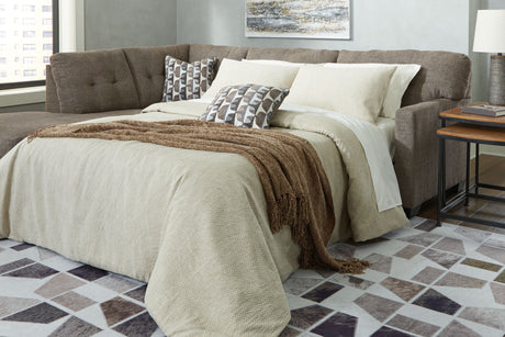 Mahoney - Sectional by Signature Design by Ashley® | Bel Furniture