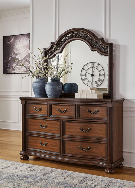 Lavinton - Bedroom Set - view 4