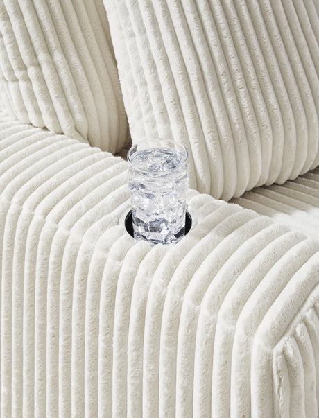 Lindyn - Chaise by Signature Design by Ashley® | Bel Furniture