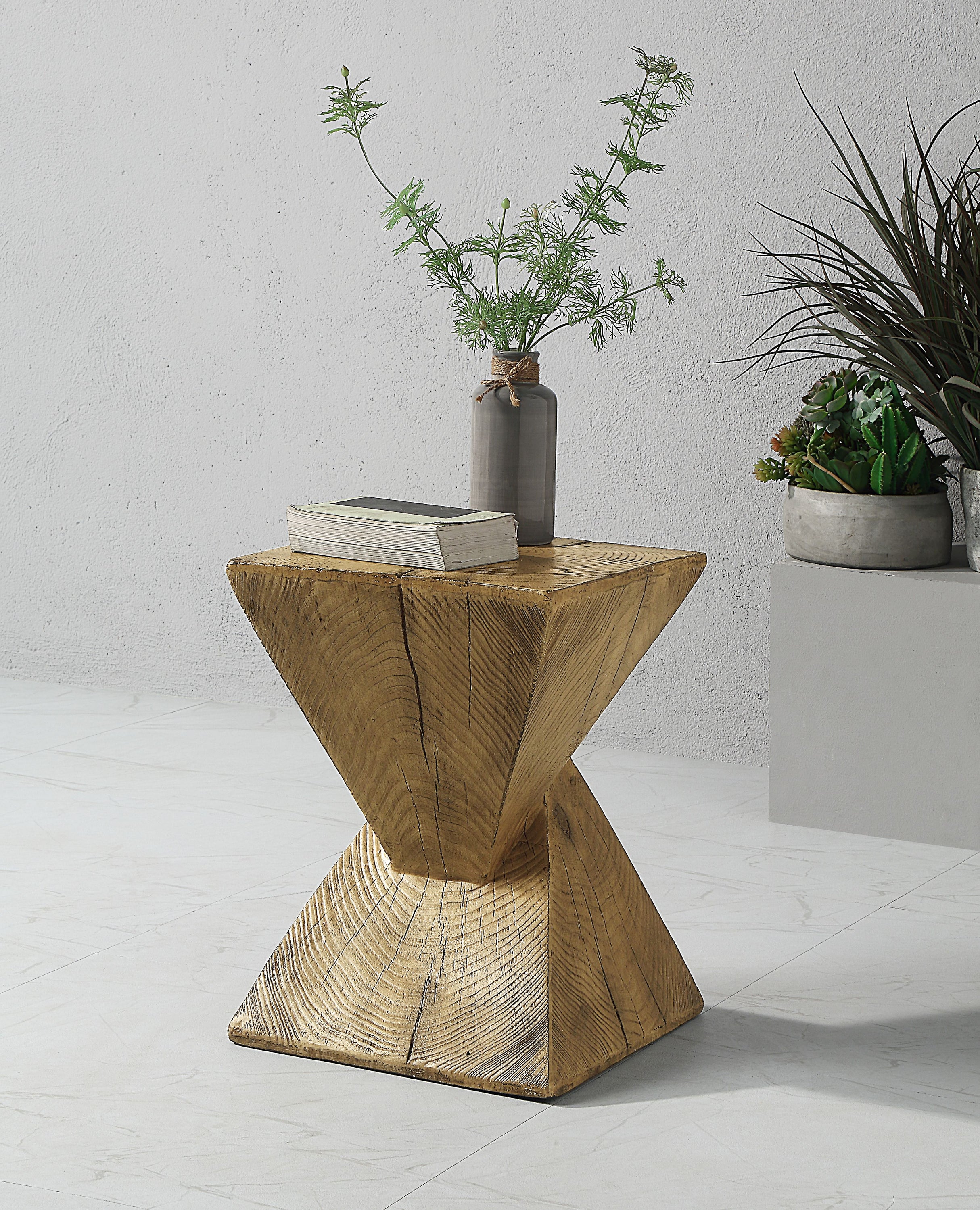 Zahi - Accent Table - Oak