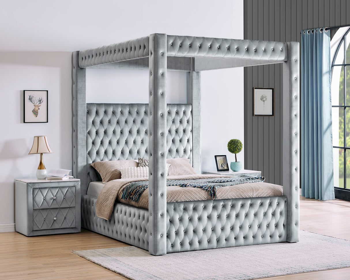 Annabelle - Canopy Bed