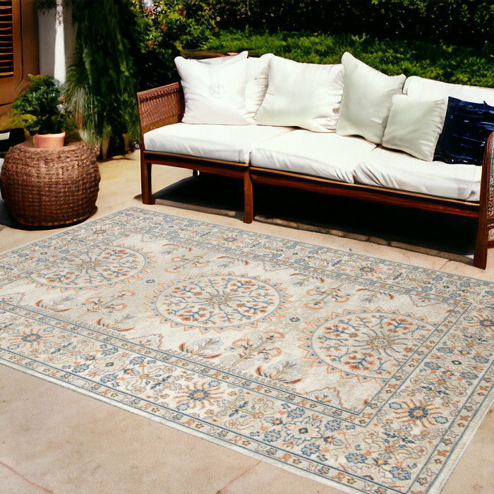 8' X 10' Medallion Stain Resistant Indoor / Outdoor Area Rug - Blue / Orange