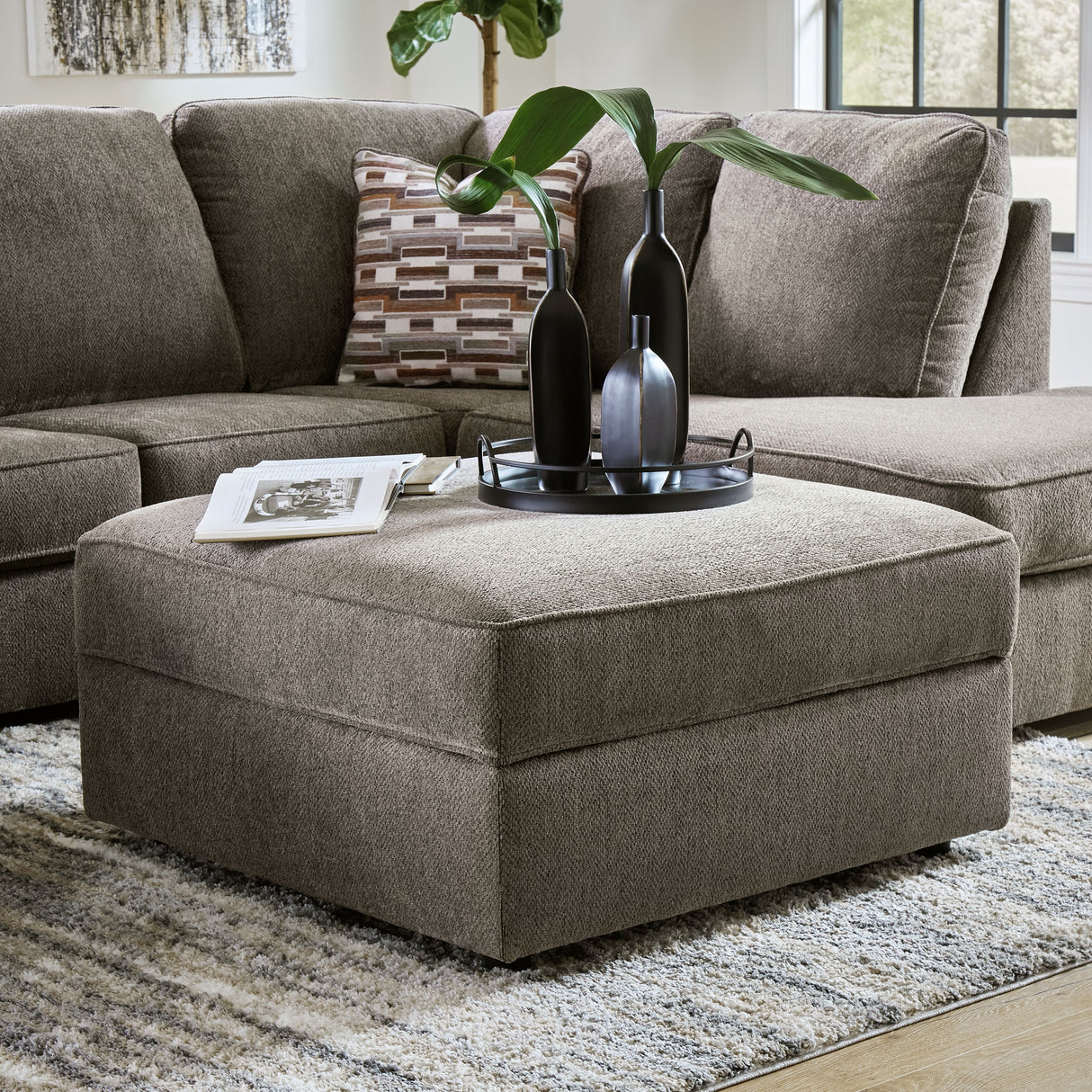 O'phannon - Ottoman With Storage by Signature Design by Ashley® | Bel Furniture