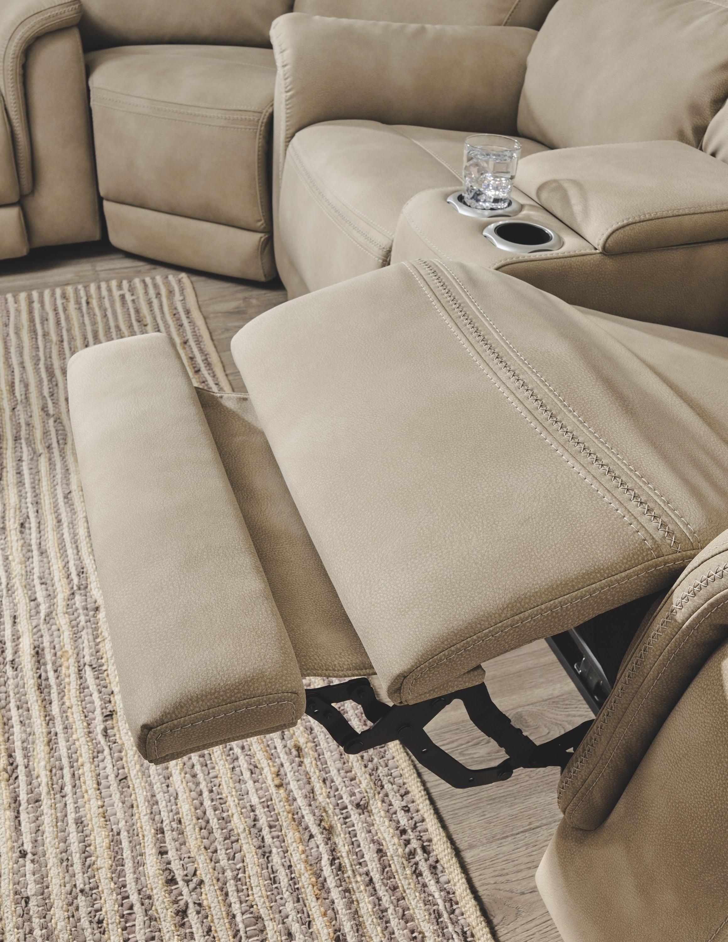 Next-Gen Durapella - Reclining Power Loveseat With Console