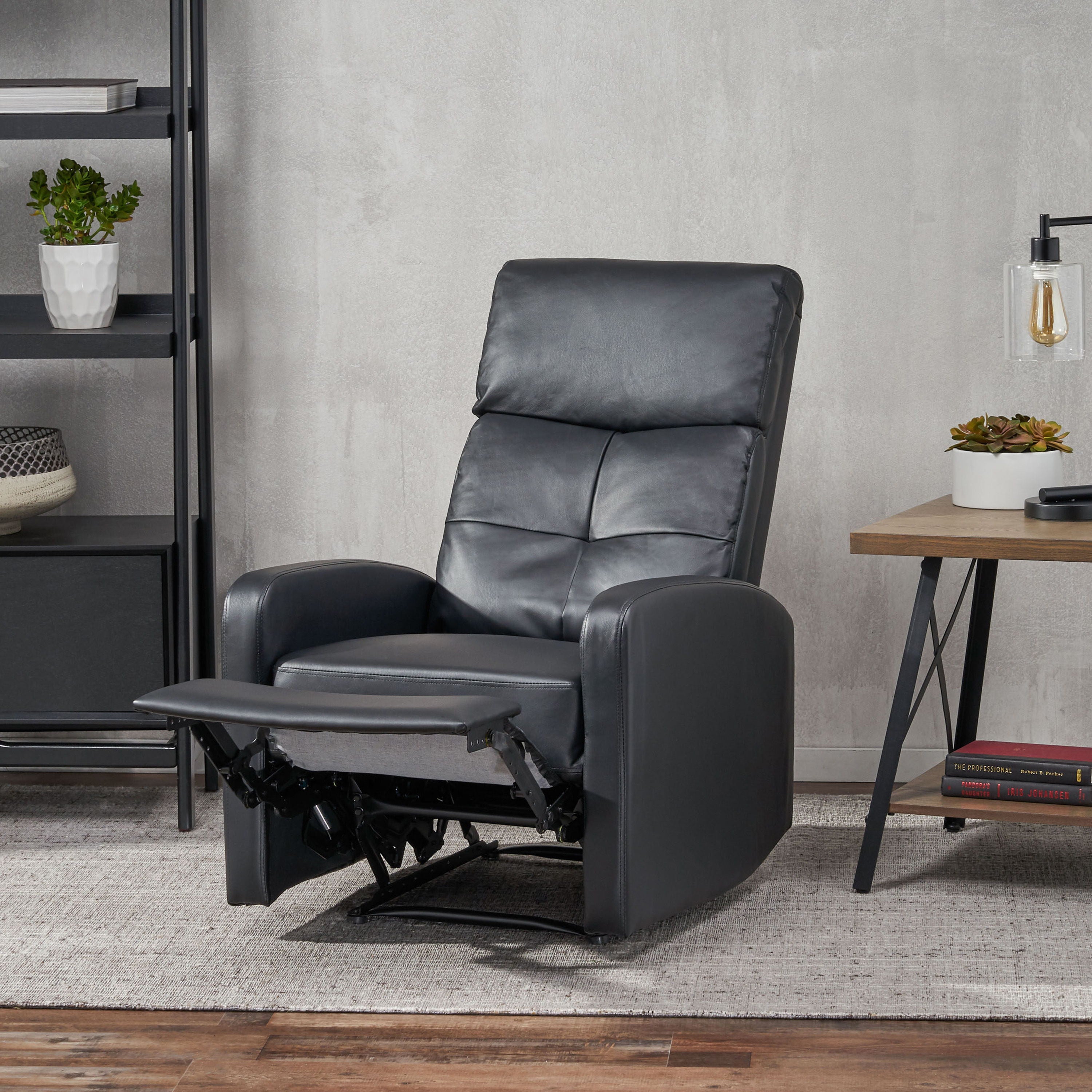 Wide - Manual Standard Recliner