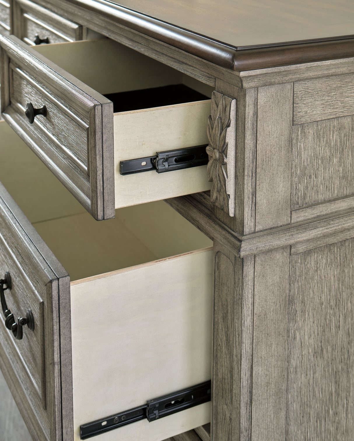 Lodenbay - Antique Gray - Dresser, Mirror by Signature Design by Ashley® | Bel Furniture