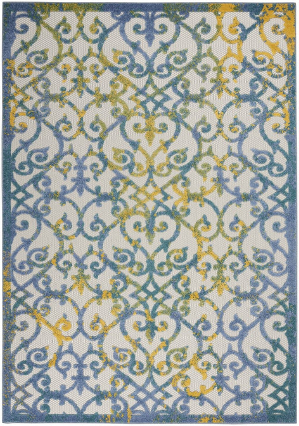 5' X 8' Floral Indoor / Outdoor Area Rug - Ivory / Blue