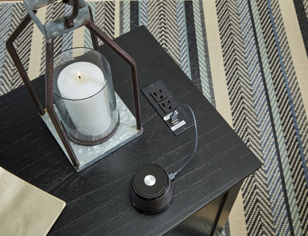 Treytown - Chair Side End Table by Signature Design by Ashley® | Bel Furniture