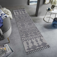 Guros - Trendy Traditional Indoor / Outdoor Rug