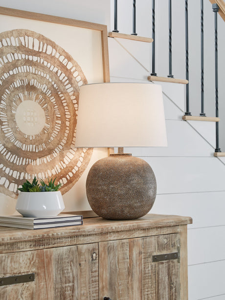 Neavesboro - Antique Brown / White - Metal Table Lamp by Signature Design by Ashley® | Bel Furniture