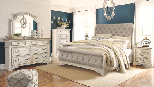 Realyn - Bedroom Sleigh Bed Set White by Signature Design by Ashley® | Bel Furniture