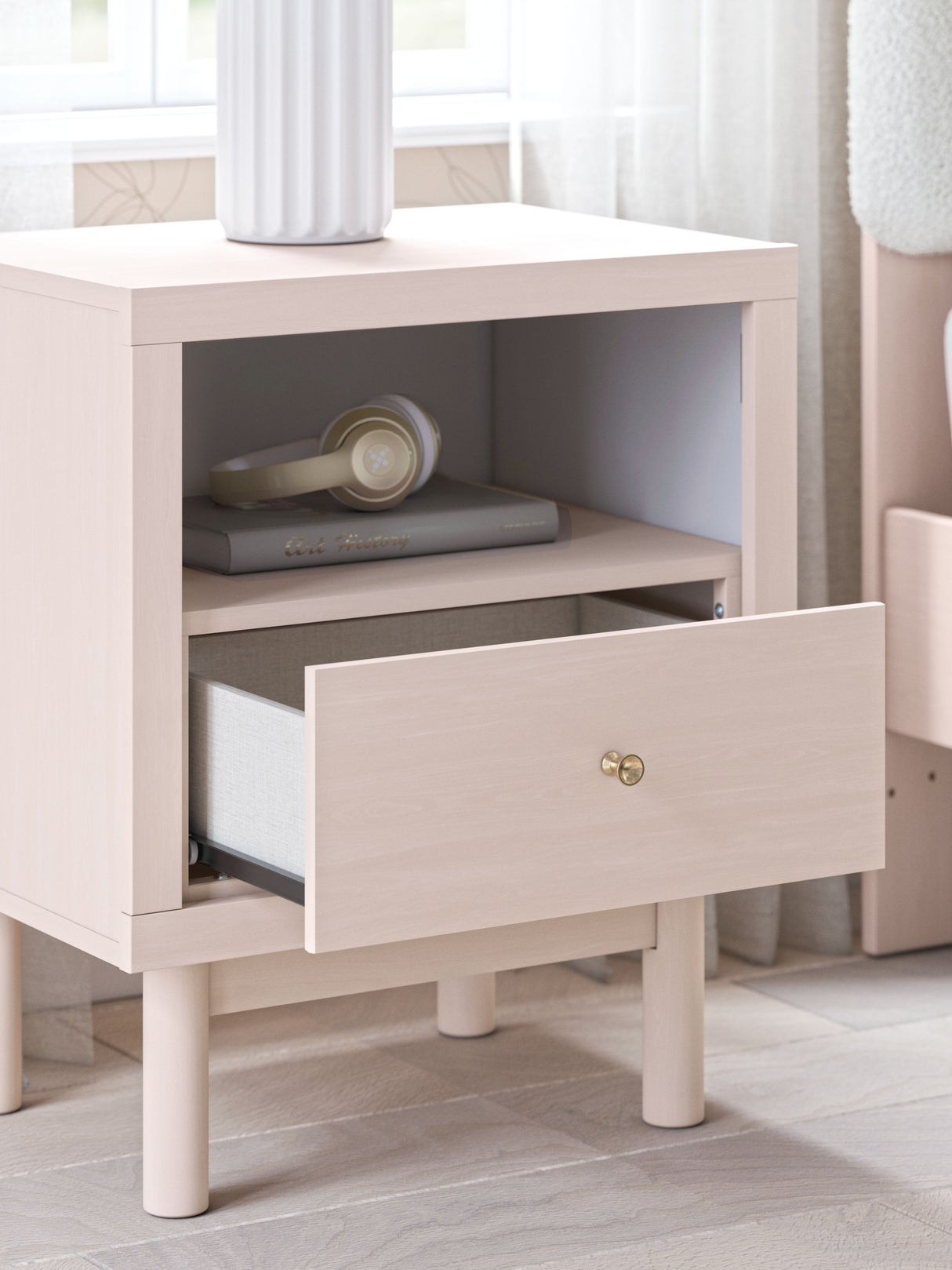 Wistenpine - Blush - One Drawer Night Stand by Signature Design by Ashley® | Bel Furniture