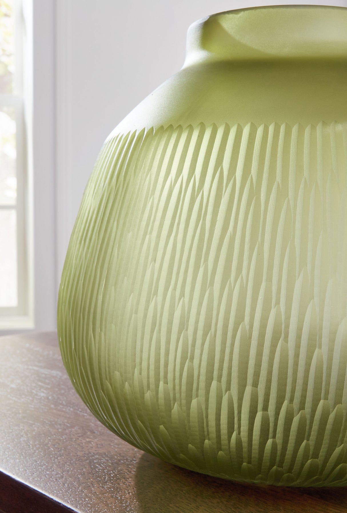Scottyard - Vase by Signature Design by Ashley® | Bel Furniture