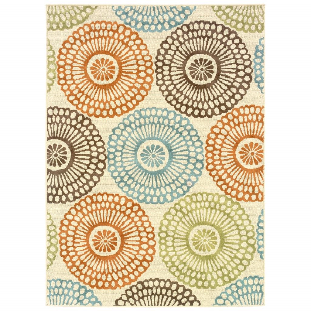 8' X 11' Indoor / Outdoor Area Rug - Beige