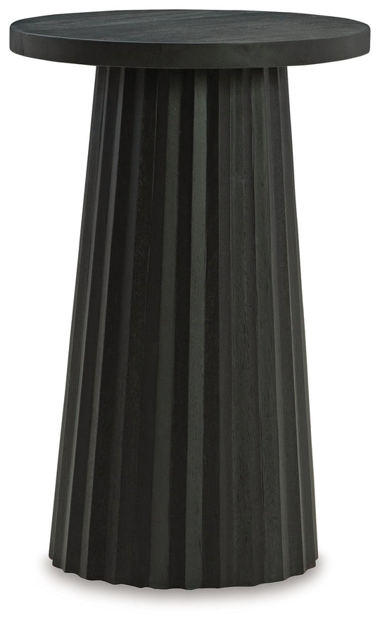 Ceilby - Accent Table Black 14''W x 14''D x 21''H by Signature Design by Ashley® | Bel Furniture