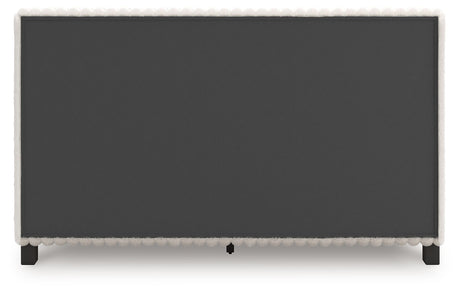 Zuraleus - Upholstered Bed - view 19
