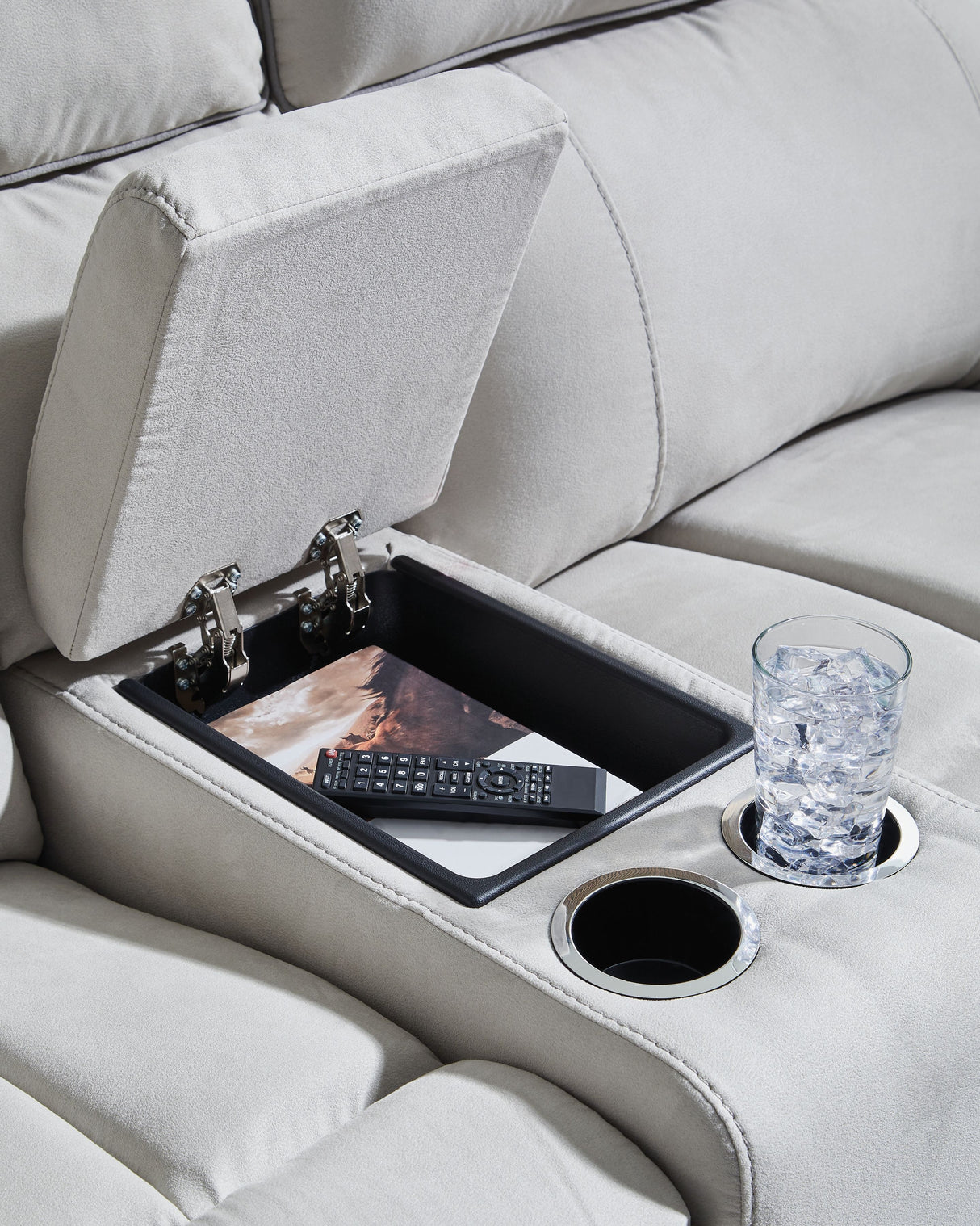 Social Pointe - Reclining Sectional by Signature Design by Ashley® | Bel Furniture